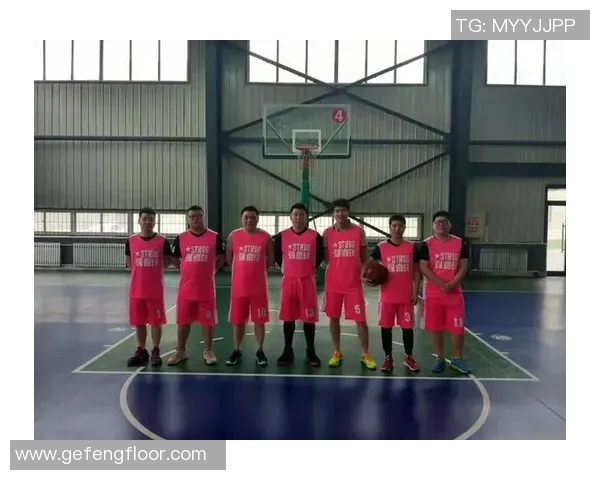 广州篮球队团队协作深度解析与其他球队的对比研究