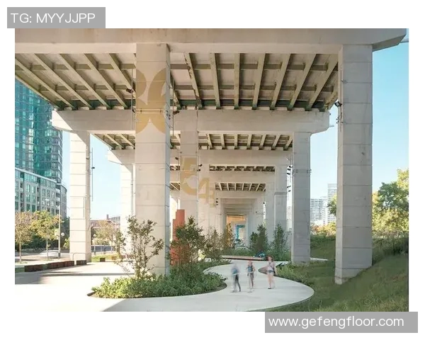 以运动场为中心探索城市公共空间的多功能利用与环境整治创新